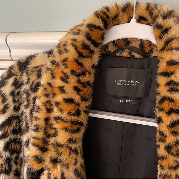 Faux fur leopard coat - sz small - Picture 5 of 7